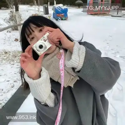 祁里舰